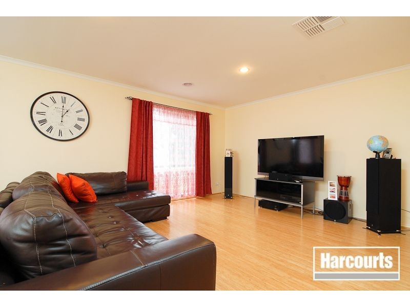 28 Triumph Way, Skye VIC 3977