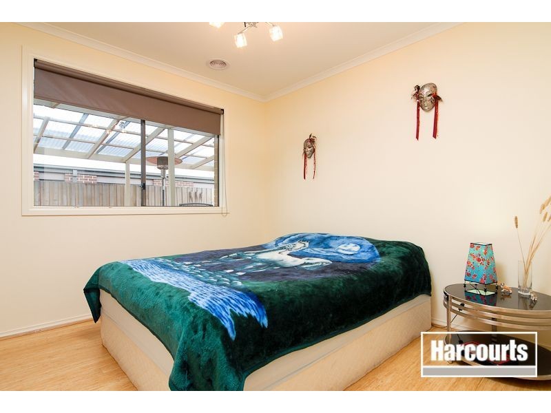 28 Triumph Way, Skye VIC 3977