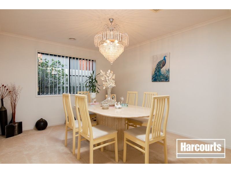 60 Oberon Drive, Carrum Downs VIC 3201