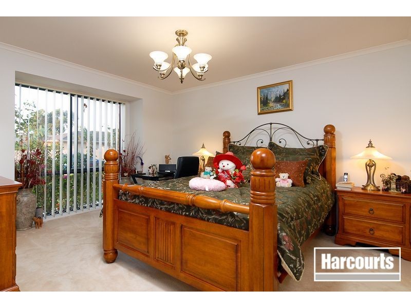 60 Oberon Drive, Carrum Downs VIC 3201