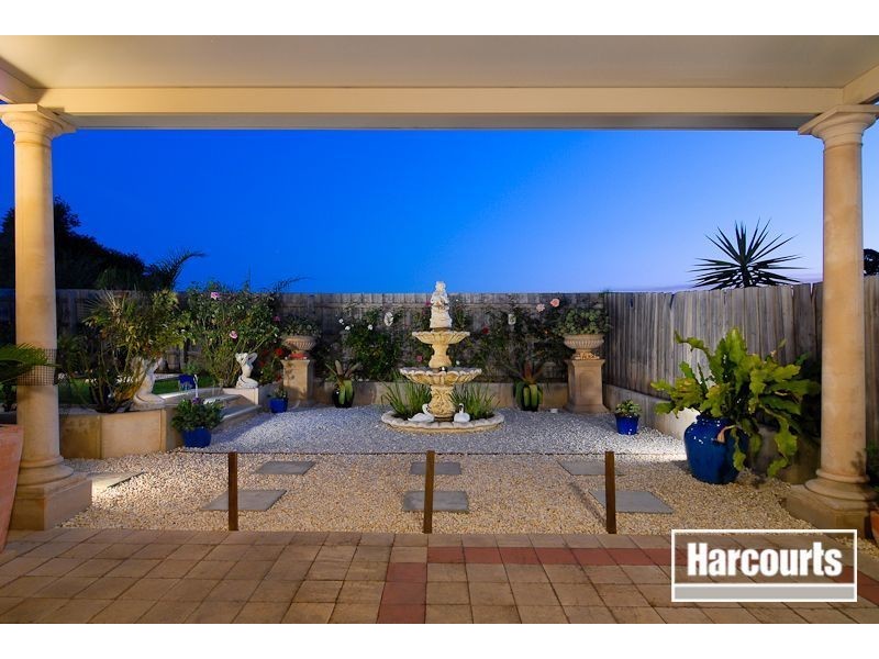 60 Oberon Drive, Carrum Downs VIC 3201