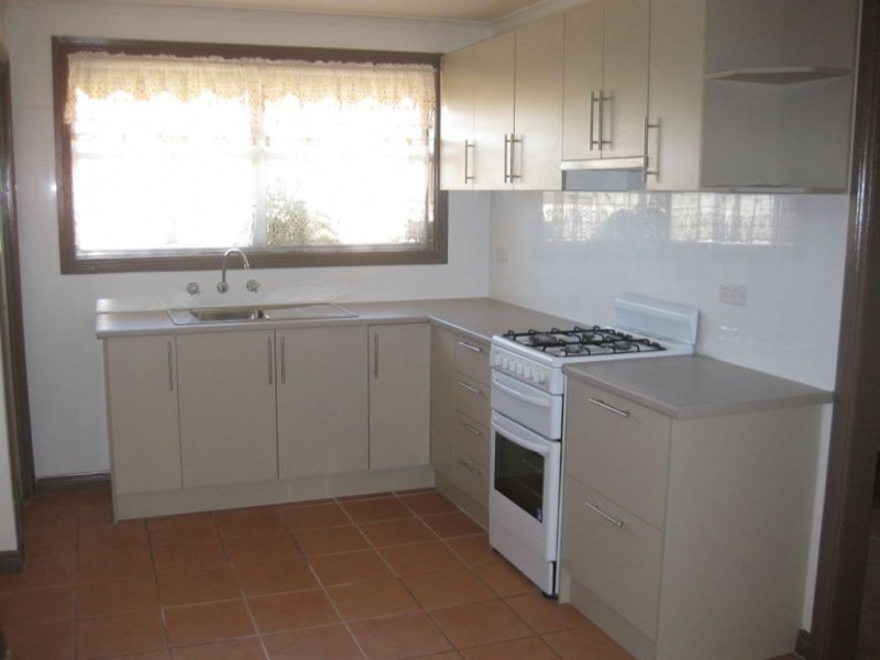 7 Bouvardia Cres, Frankston North VIC 3200