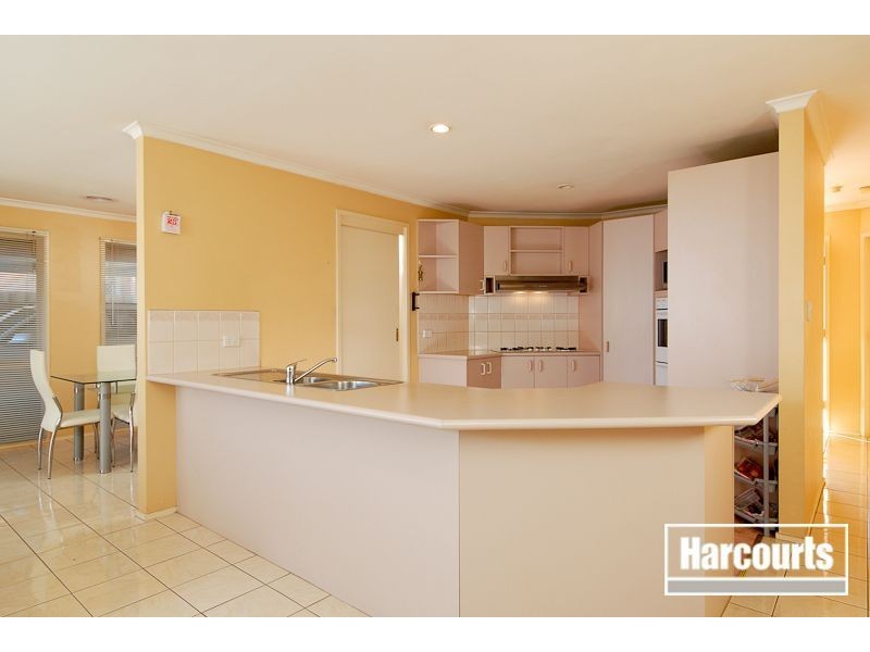 22 Fernwren Place, Carrum Downs VIC 3201