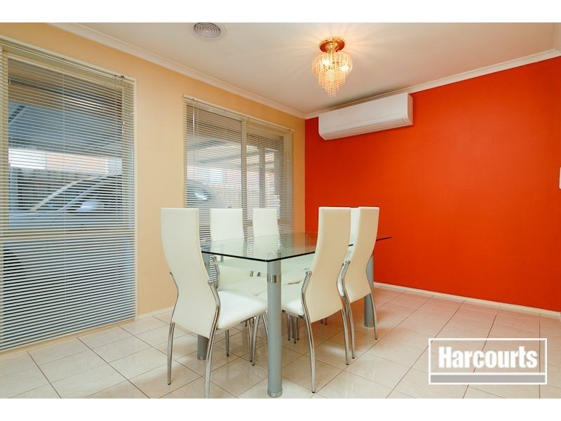 22 Fernwren Place, Carrum Downs VIC 3201