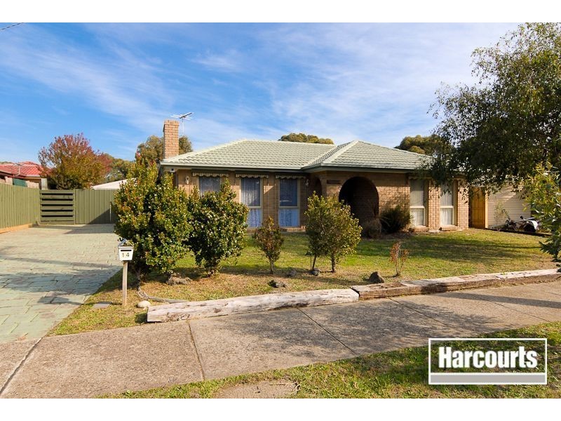 14 Honeyeater Place, Carrum Downs VIC 3201