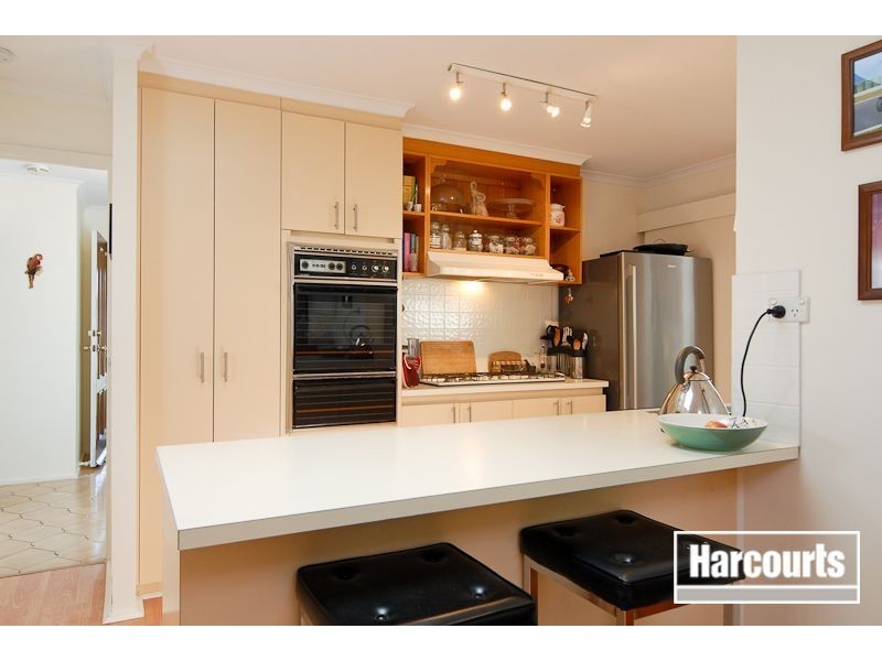 14 Honeyeater Place, Carrum Downs VIC 3201