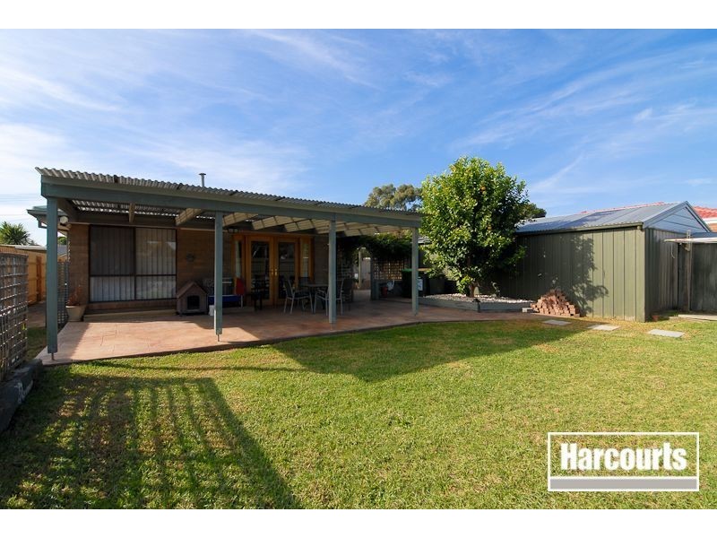14 Honeyeater Place, Carrum Downs VIC 3201