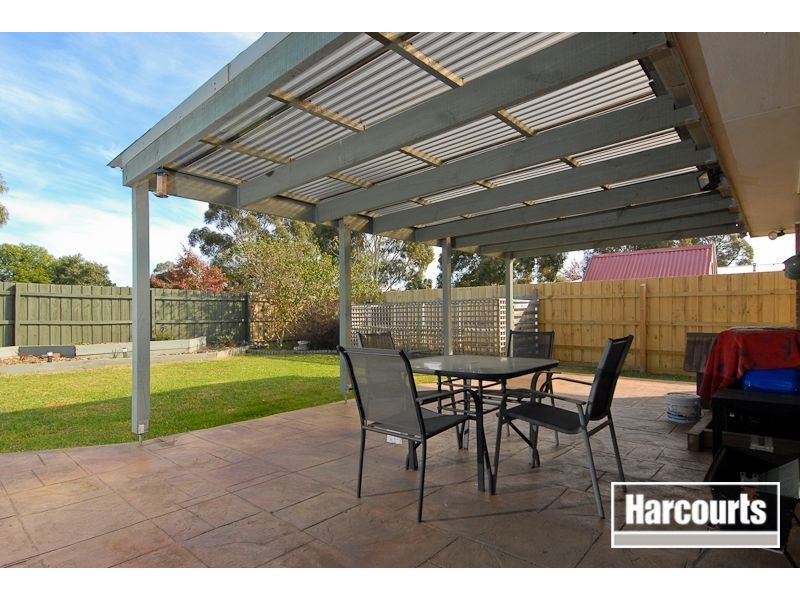 14 Honeyeater Place, Carrum Downs VIC 3201