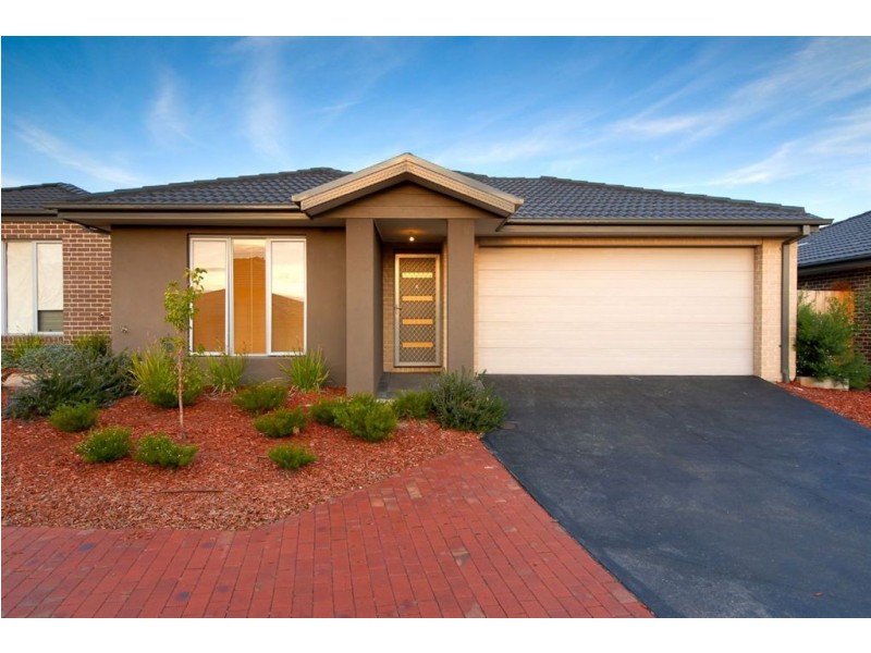 4/104 Broderick Road, Carrum Downs VIC 3201