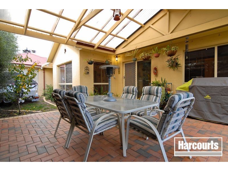 21 Hooper Drive, Skye VIC 3977