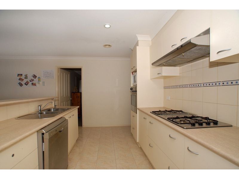 40 Arlene Drive, Skye VIC 3977
