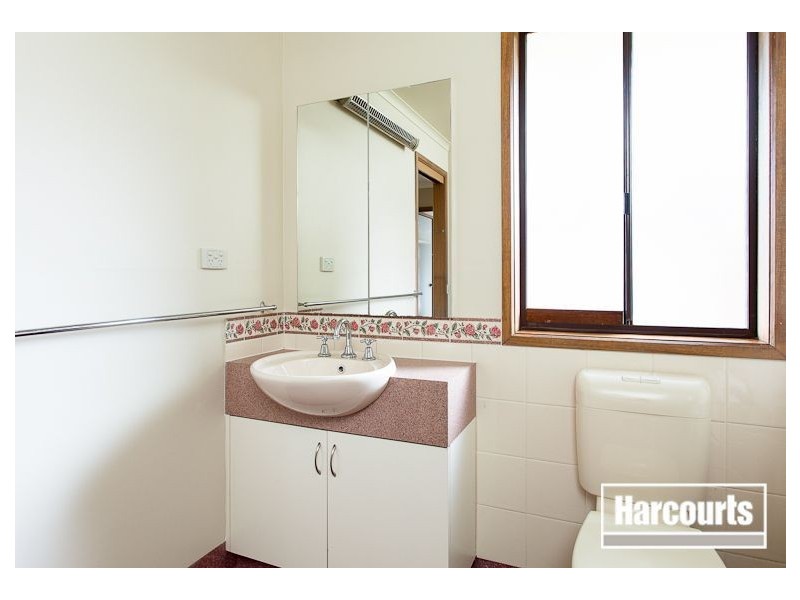 27 Currawong Crescent, Carrum Downs VIC 3201