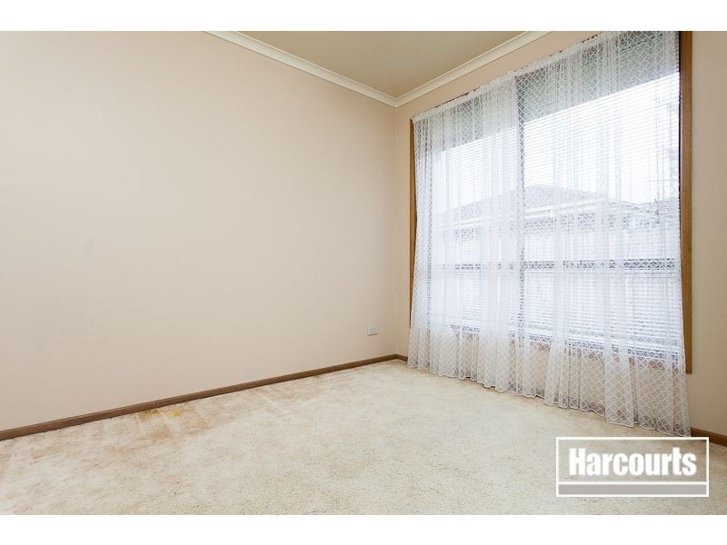 27 Currawong Crescent, Carrum Downs VIC 3201