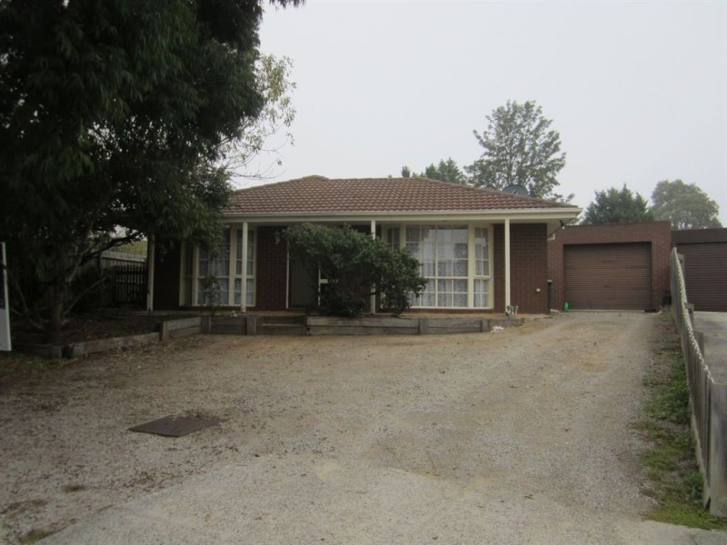 16 Thornbill Drive, Carrum Downs VIC 3201