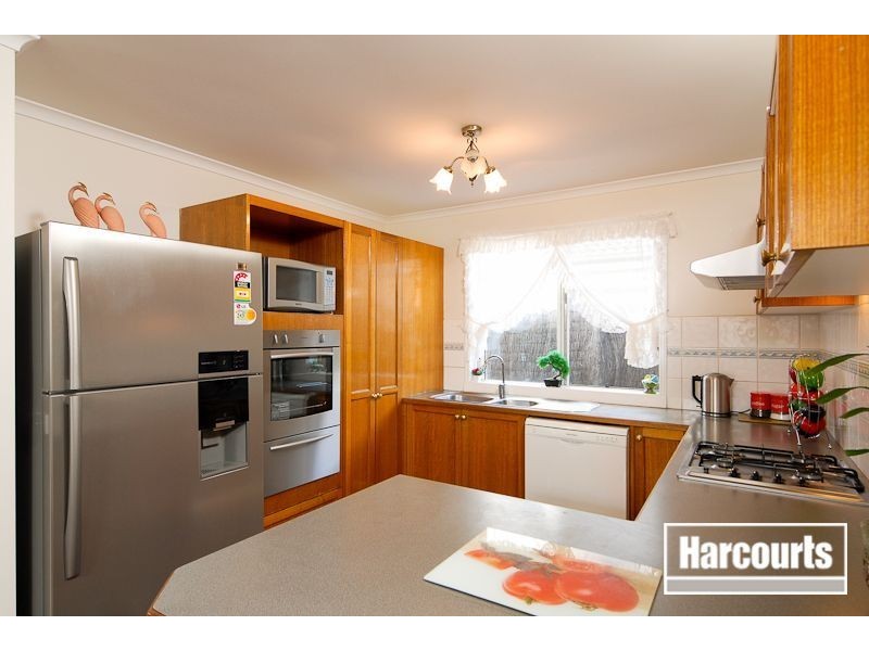 20 Edinburgh Drive, Skye VIC 3977