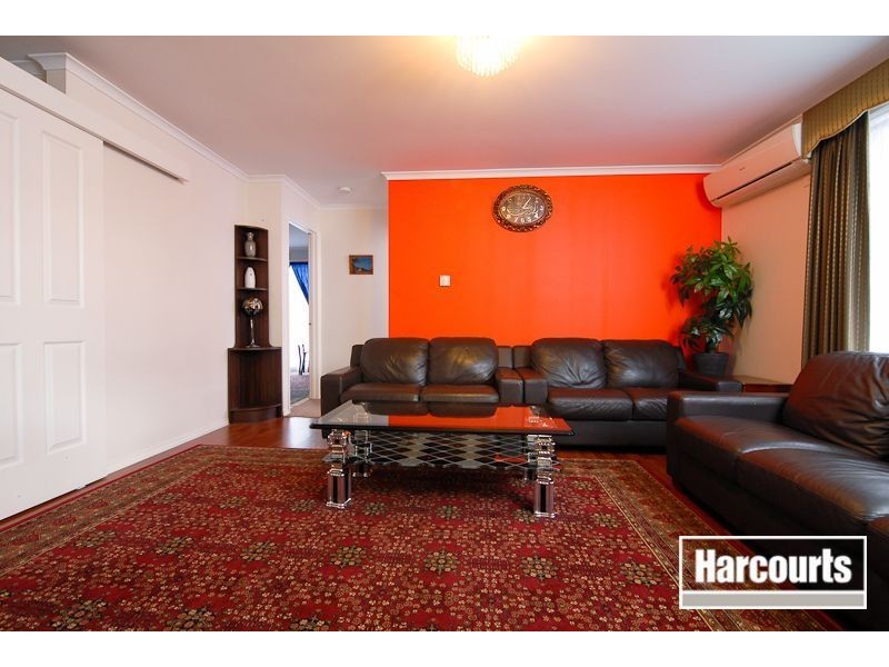 20 Edinburgh Drive, Skye VIC 3977