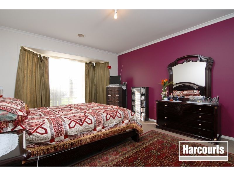 20 Edinburgh Drive, Skye VIC 3977