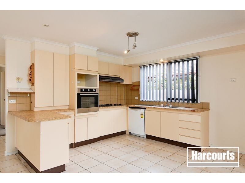 2 Weebill Place, Carrum Downs VIC 3201