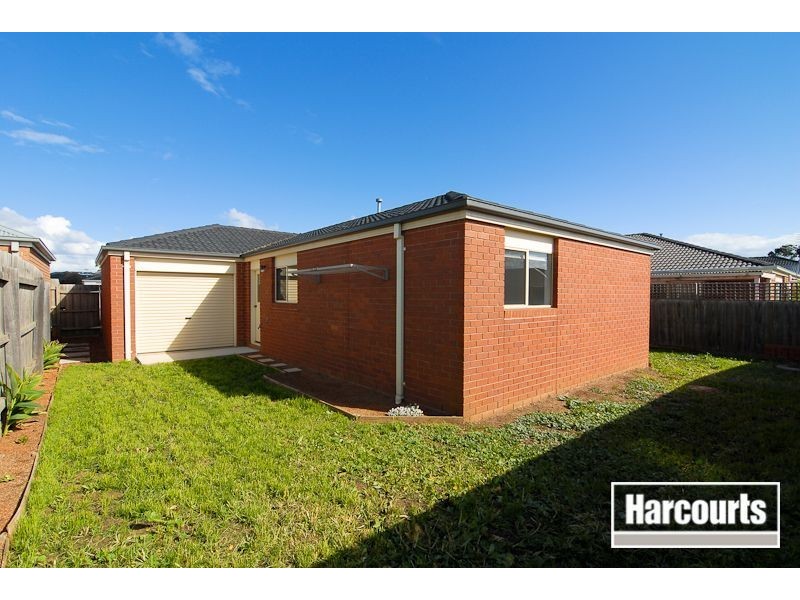 9 Vivi Court, Skye VIC 3977