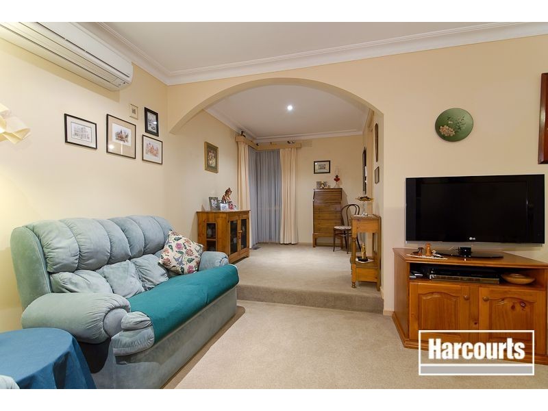 86 Lyrebird Drive, Carrum Downs VIC 3201