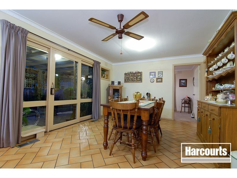 86 Lyrebird Drive, Carrum Downs VIC 3201