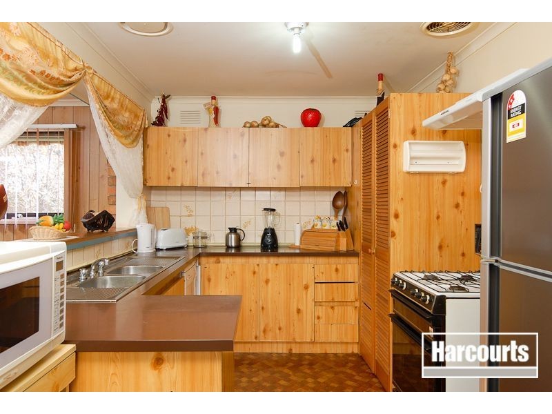 15 Sunbird Crescent, Carrum Downs VIC 3201