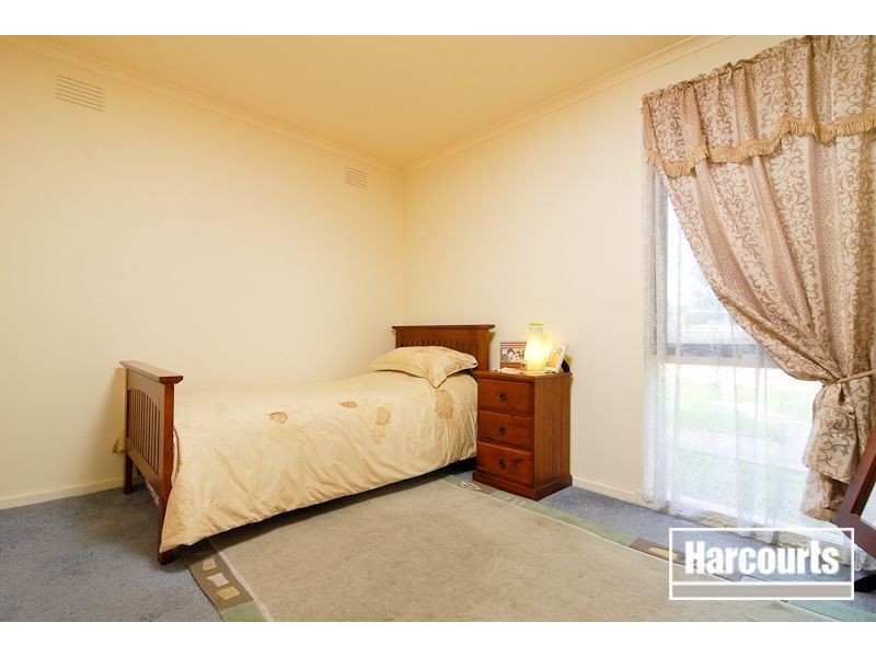 15 Sunbird Crescent, Carrum Downs VIC 3201