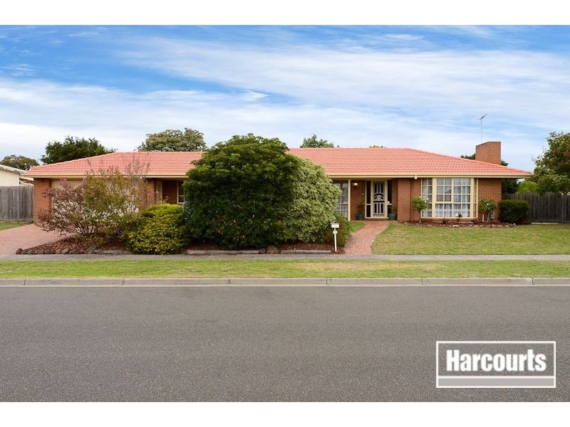 2 Orsett Court, Carrum Downs VIC 3201