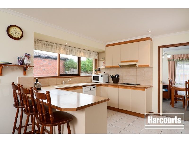 2 Orsett Court, Carrum Downs VIC 3201