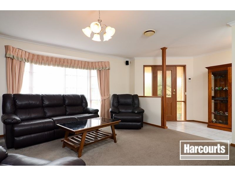 2 Orsett Court, Carrum Downs VIC 3201