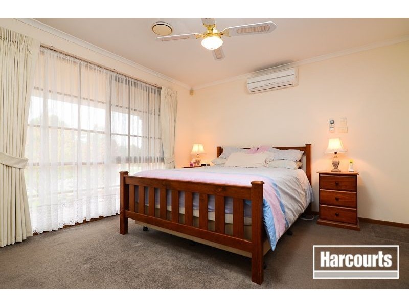 2 Orsett Court, Carrum Downs VIC 3201