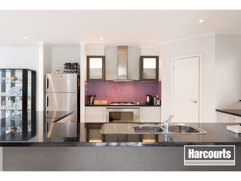 37 Diamond Parade, Skye VIC 3977