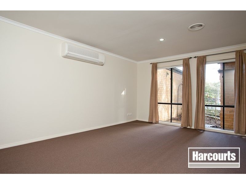 22 Captain Cook Close, Skye VIC 3977