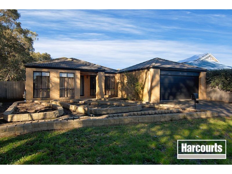 22 Captain Cook Close, Skye VIC 3977