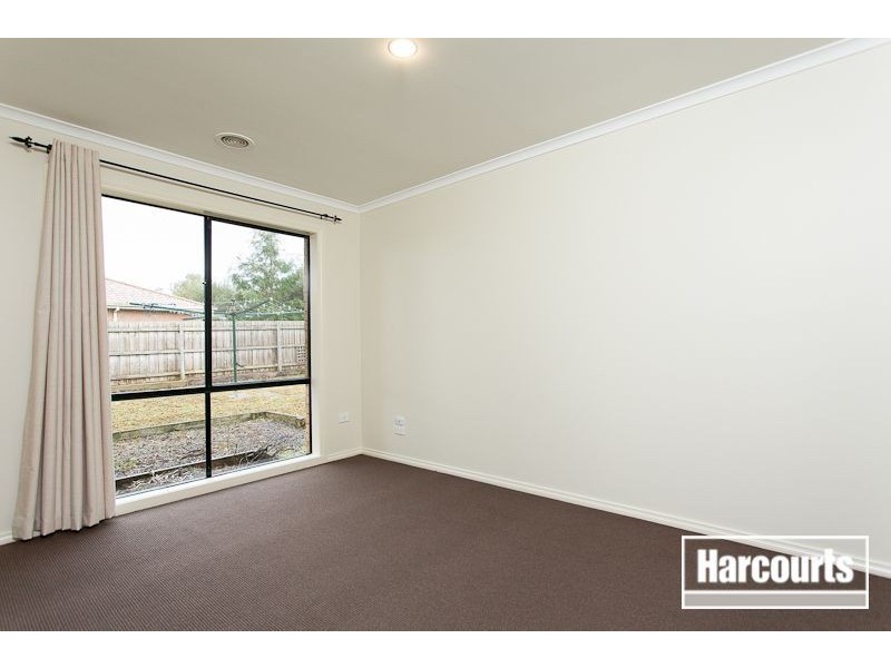 22 Captain Cook Close, Skye VIC 3977