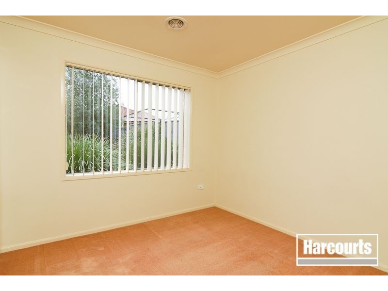 16 Fleet Street, Narre Warren South VIC 3805