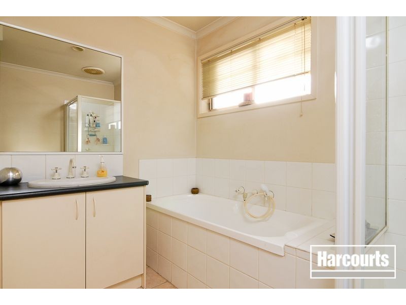 23 Balmain Drive, Carrum Downs VIC 3201