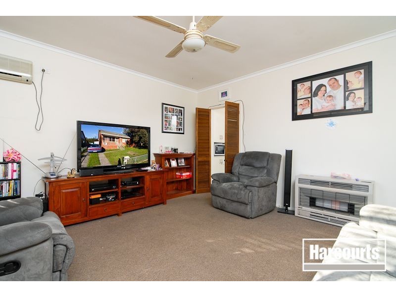 70 Rosemary Crescent, Frankston North VIC 3200