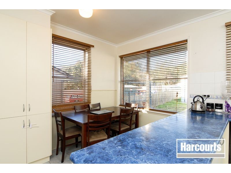 70 Rosemary Crescent, Frankston North VIC 3200