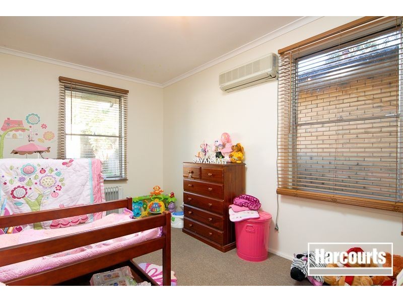 70 Rosemary Crescent, Frankston North VIC 3200