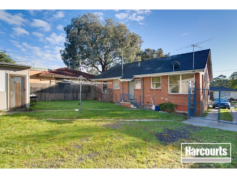 70 Rosemary Crescent, Frankston North VIC 3200