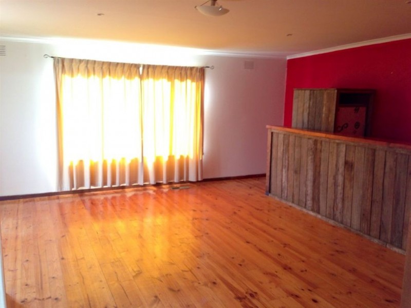 19 Coolgardie Street, Frankston North VIC 3200