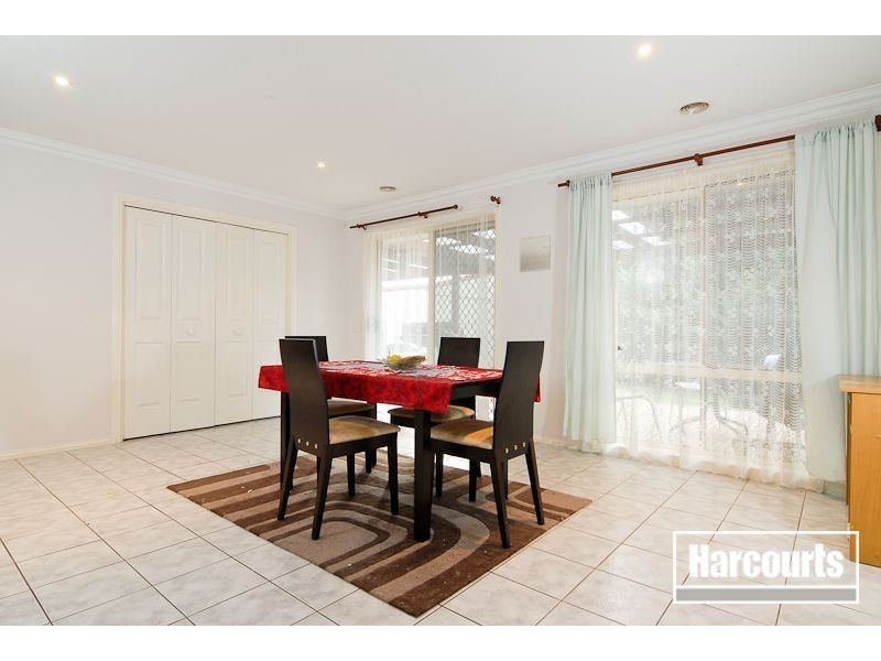 19 Stefans Court, Skye VIC 3977