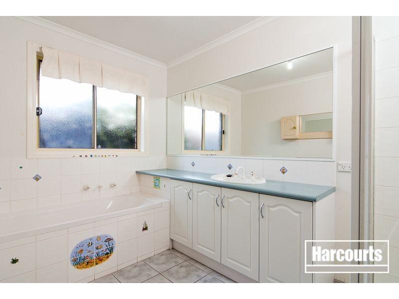 19 Stefans Court, Skye VIC 3977