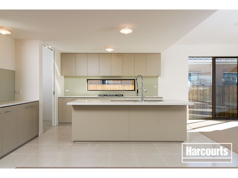 180 Sandhurst Boulevard, Sandhurst VIC 3977