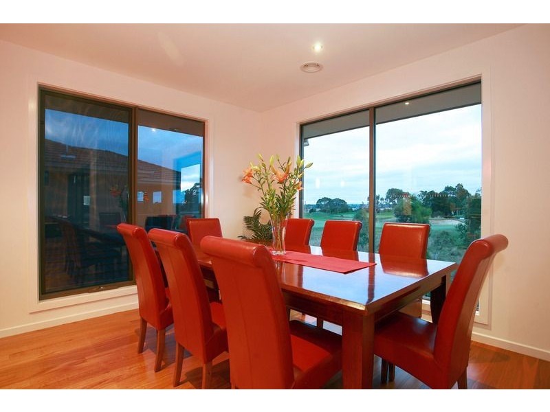 19 Ferrier Close, Sandhurst VIC 3977