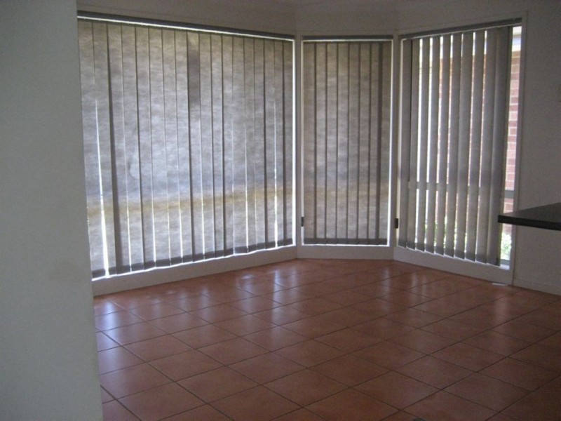 5 Cunneen Crescent, Berwick VIC 3806