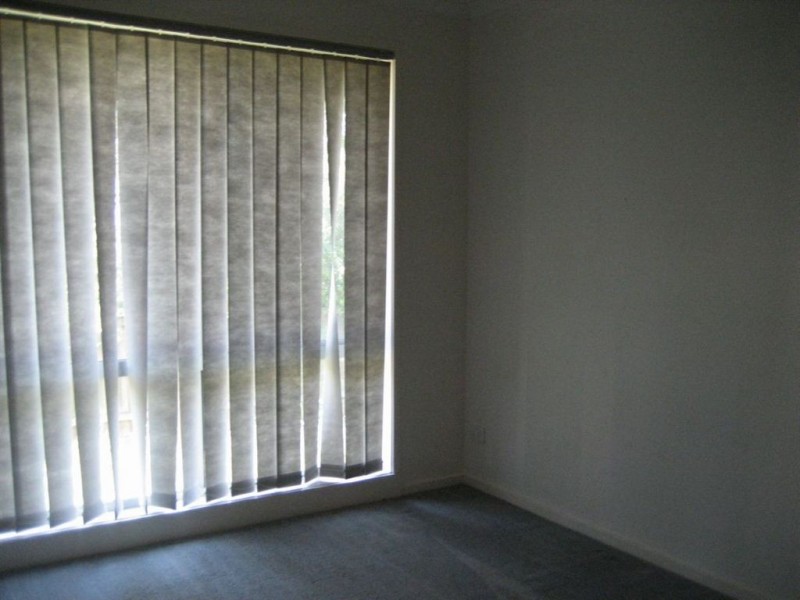 5 Cunneen Crescent, Berwick VIC 3806