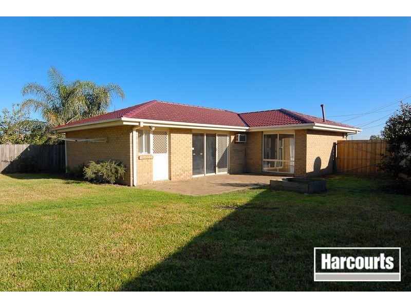 12 Strathearn Court, Carrum Downs VIC 3201