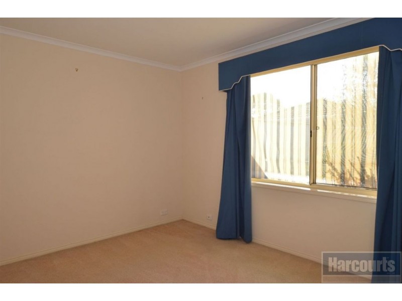 11 Glynlea Crescent, Skye VIC 3977